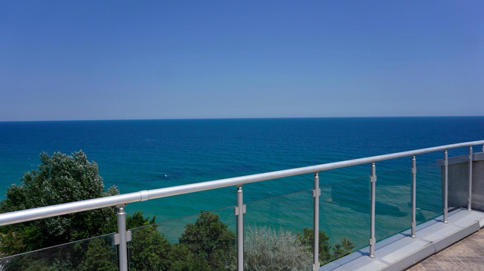 Плажни Апартаменти Силвър Бийч - Silver Beach Sea Apartments Byala  Dış mekan fotoğraf